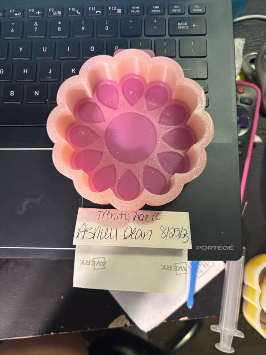 Flower mold